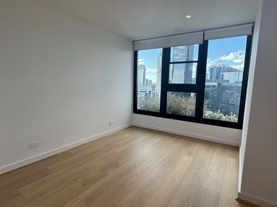 3404 / 628 Flinders Street, Docklands