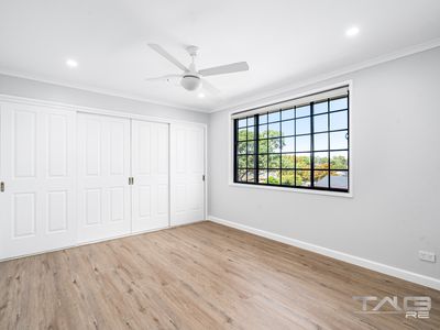 7 Snowy Close, St Clair