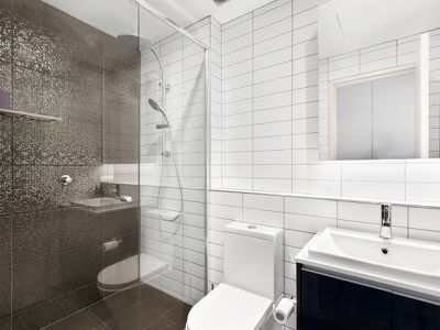 106 / 133 Railway Place, Williamstown