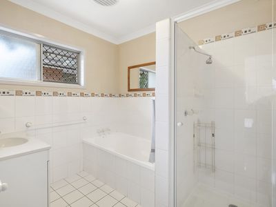 80 Granadilla Street, Macgregor