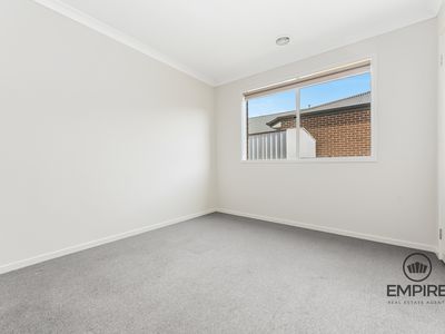 2 Mena Place, Clyde