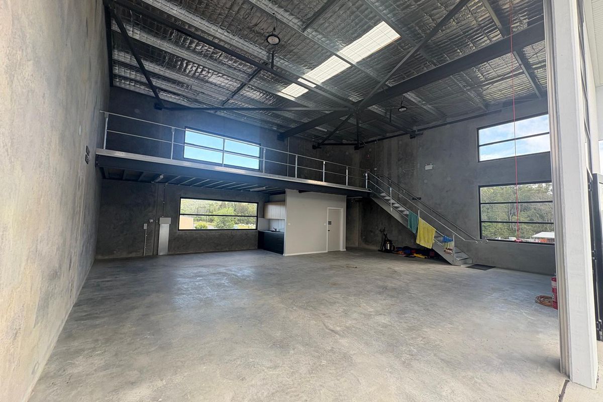 BASE - Unit 7 / 10 Think Road, Townsend