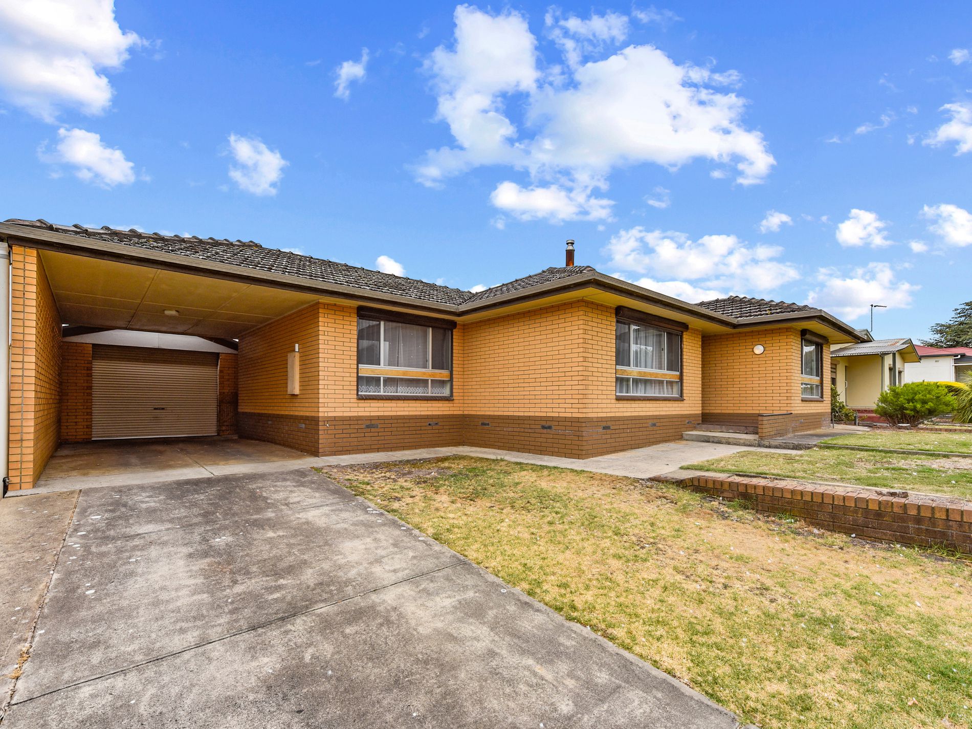 11 Ireland, Millicent