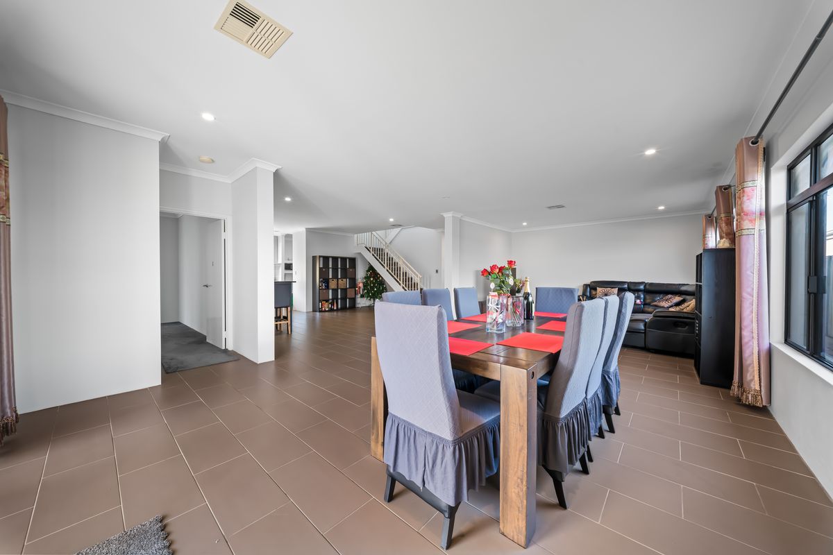 13 Eucalyptus Drive, Hammond Park
