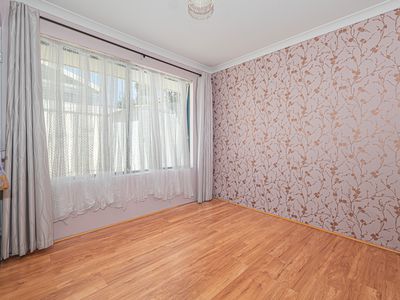 40 Delphine Ave, Dianella