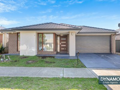 8 Pioneer Street, Craigieburn