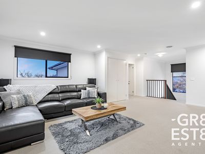 91 Aquatic Drive, Cranbourne West