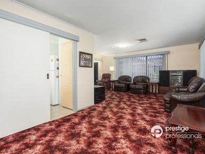 37 Edgecombe Avenue, Moorebank
