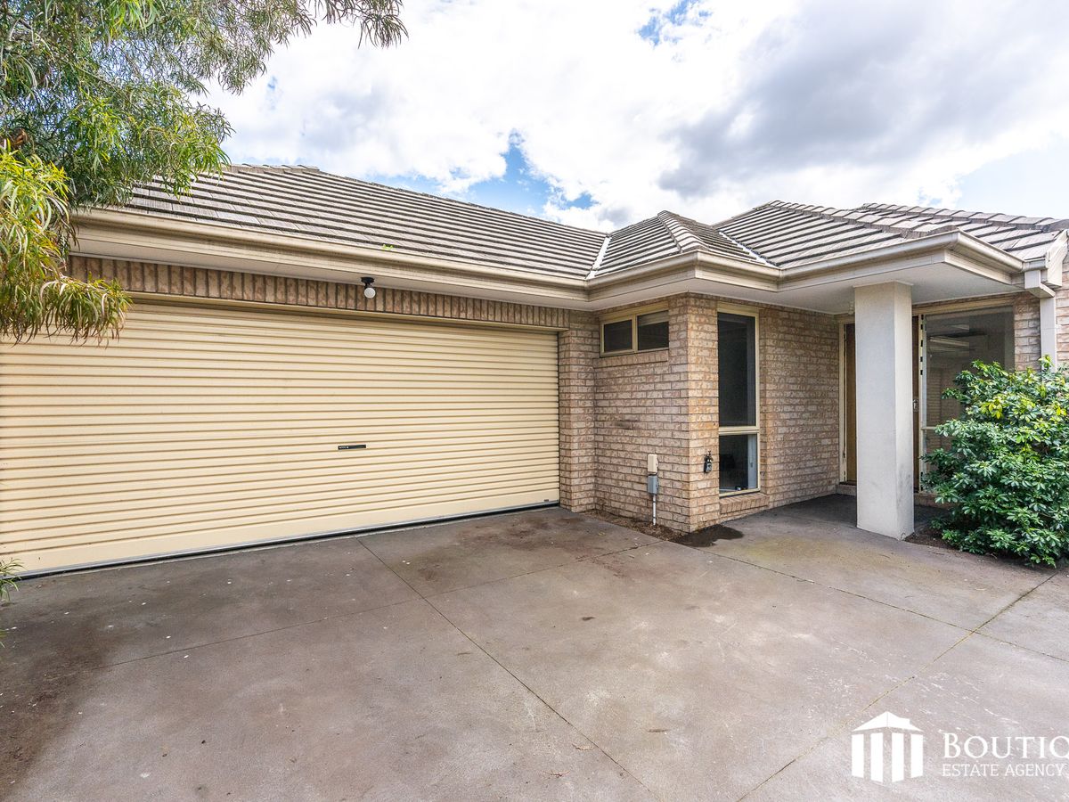 2 / 15 Hughes Crescent, Dandenong North