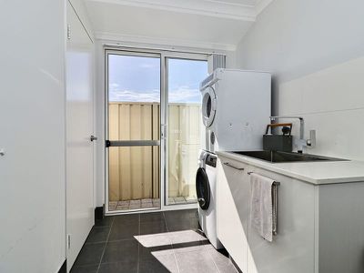 11 Winderie Road , Golden Bay