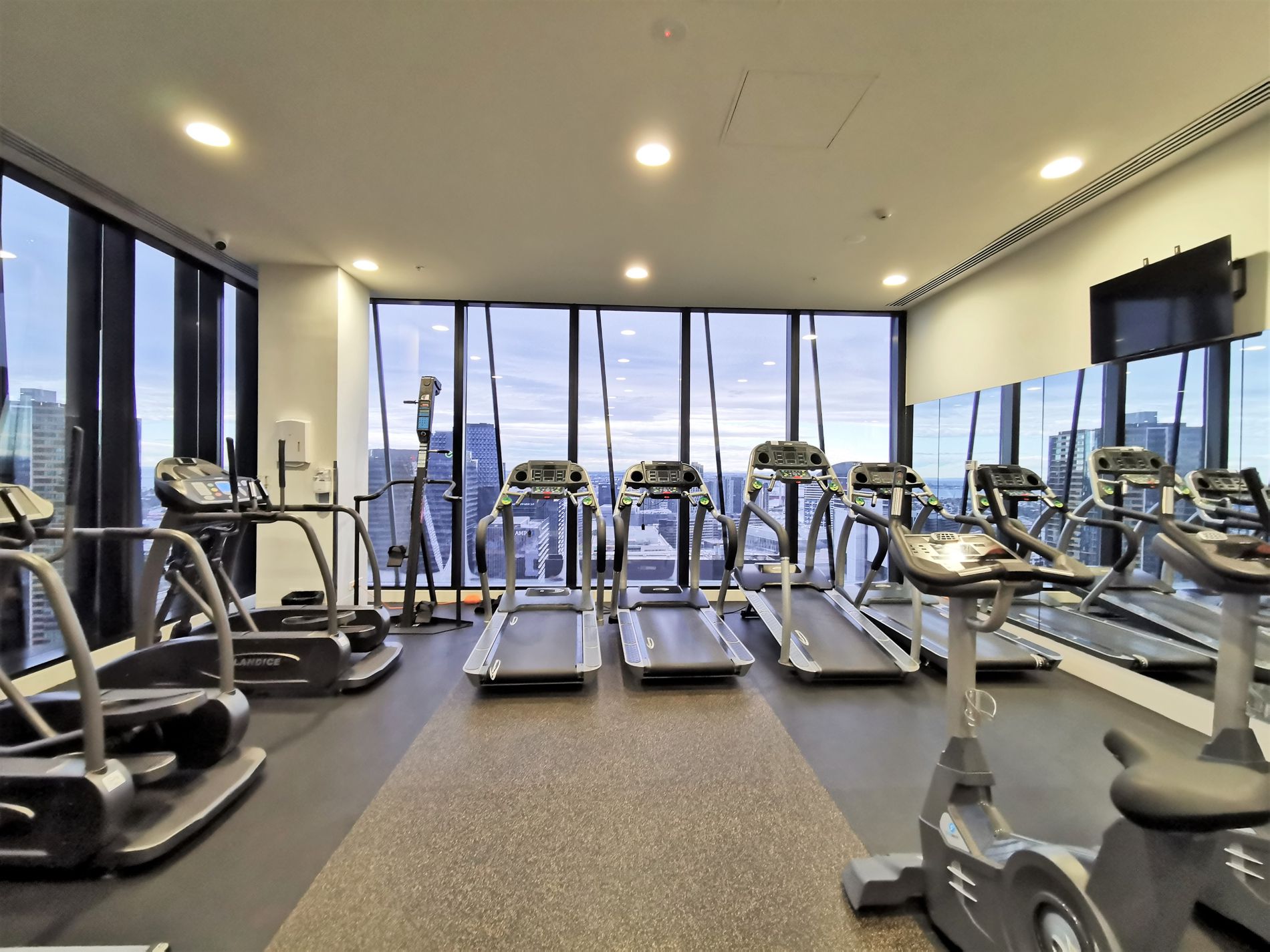 6404 / 568 Collins Street, Melbourne