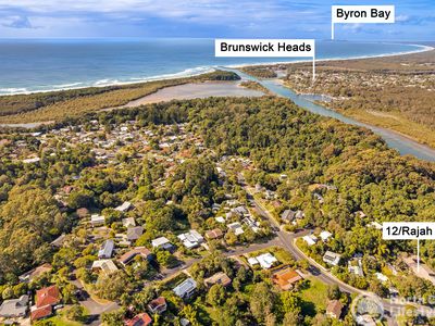 12 / 2 Rajah Road, Ocean Shores