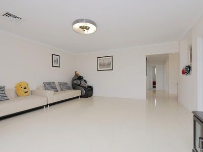 9 Cambridge Prom, Canning Vale