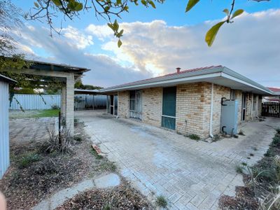 4 Westminster Court, Willetton