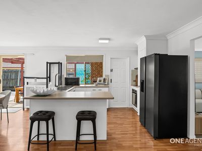 3 Cooroy Street, Forest Lake