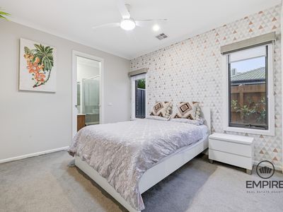 3 Pedro St, Clyde North