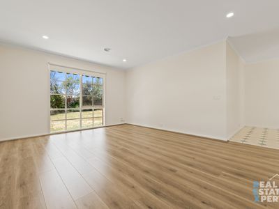 24 Hedgerow Court, Narre Warren South