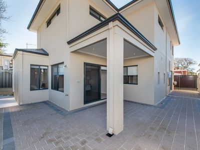 6c Salmar Way, Westminster