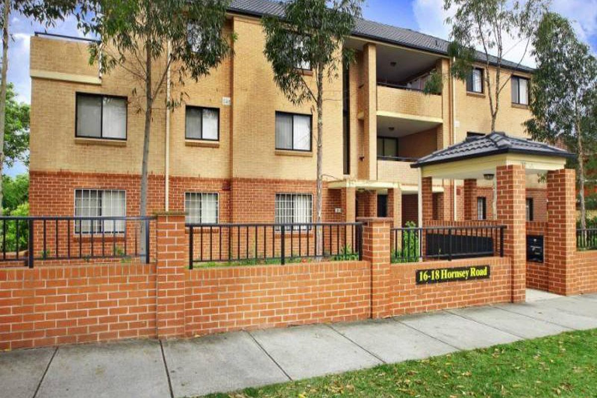 15 / 16-18 Hornsey Road, Homebush West