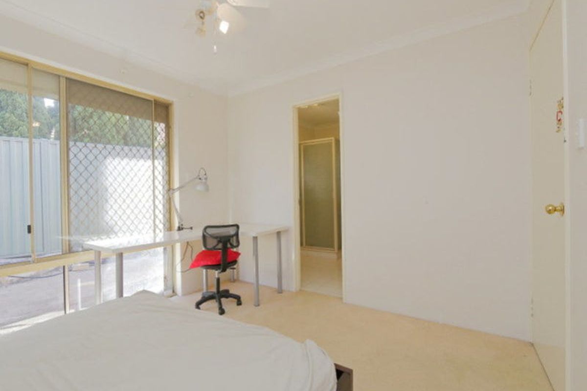 27 Green Croft Gardens, Leeming