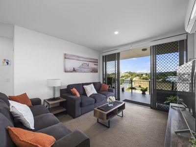 807 / 1 High Street, Sippy Downs