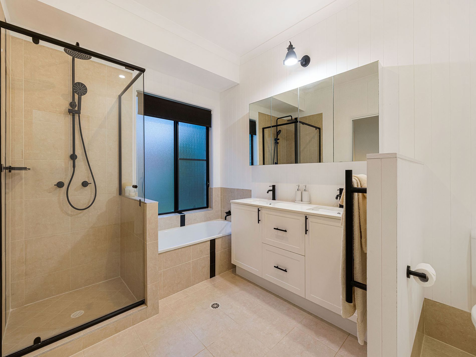 37 Endeavour Bark Drive, Glass House Mountains