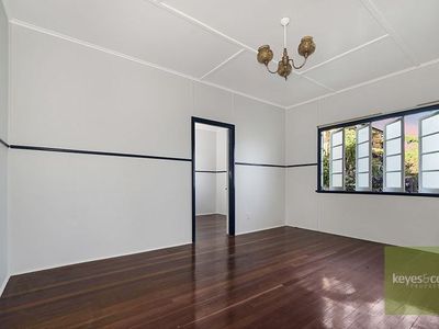 5 Baxter Street, West End