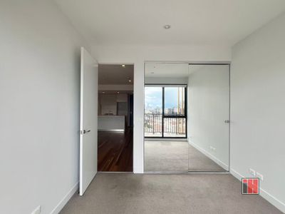 1025 / 18 Albert Street, Footscray