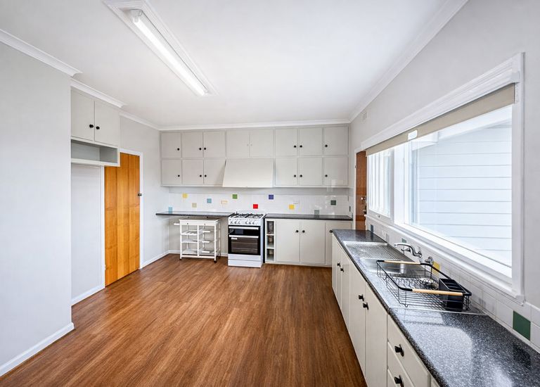 54 Must Street, Portland