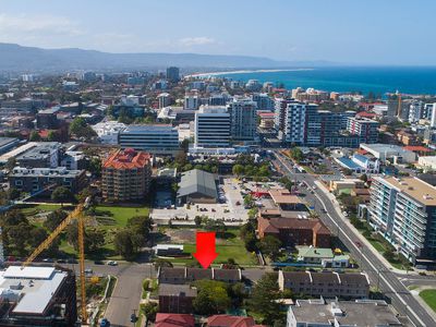 4 / 13 Bank Street, Wollongong