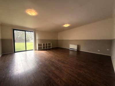 70 Ferry Street , Forbes