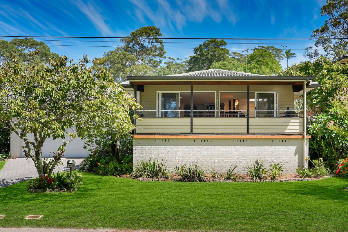 28 Lakeside Drive, Macmasters Beach