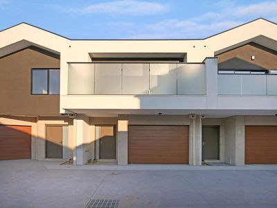 3 Mullavey Place, Werribee