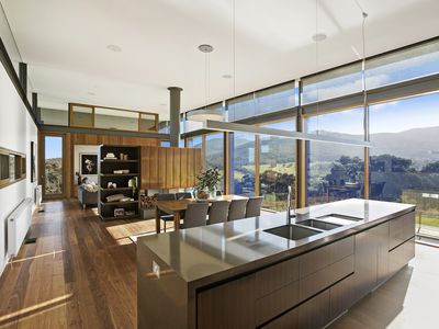2 Tucketts Road, Mount Macedon