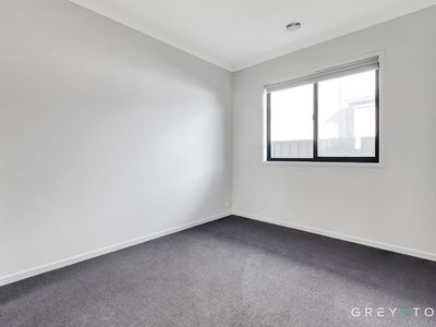 86 McKinley Drive, Truganina