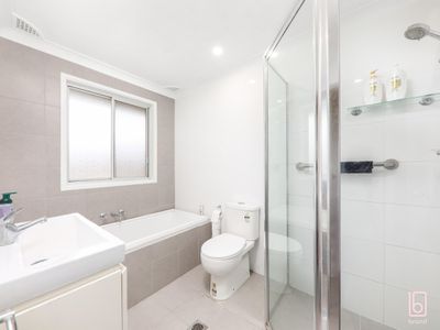 5 Kathryn Close, Kanwal