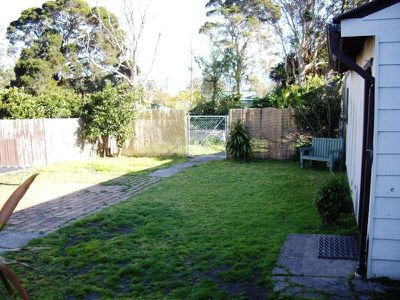 71 Lake Entrance  Rd, Oak Flats