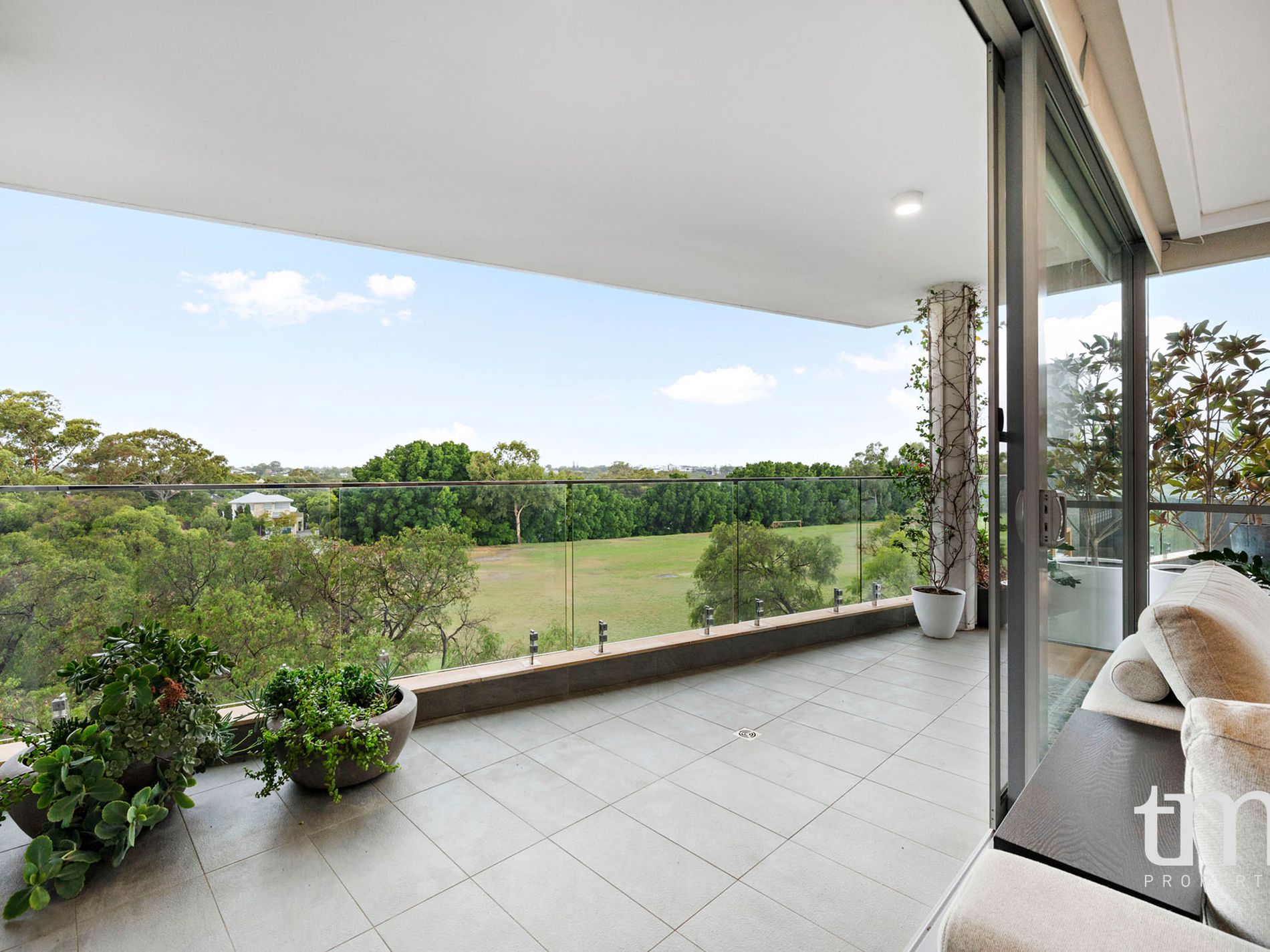 35 / 2 Milyarm Rise, Swanbourne