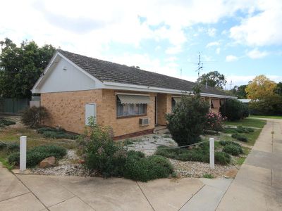 1 / 8 Gayer Avenue, Wangaratta