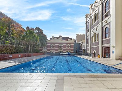 6 Crescent Street  , Redfern