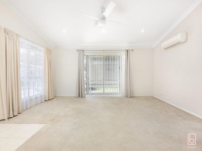 81 / 2 MacLeay Drive, Halekulani
