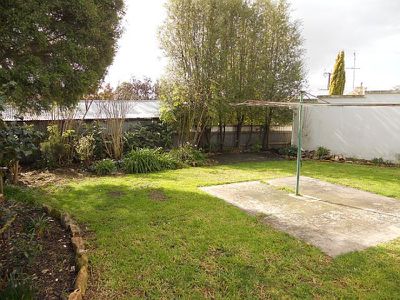 93 Lake Terrace East, Mount Gambier