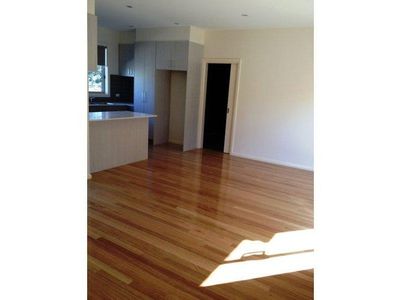 1 / 42 Gosford Crescent, Broadmeadows