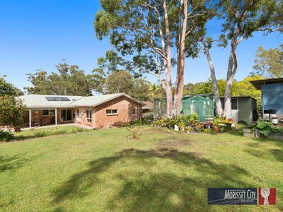 104 Dandaraga Road, Brightwaters