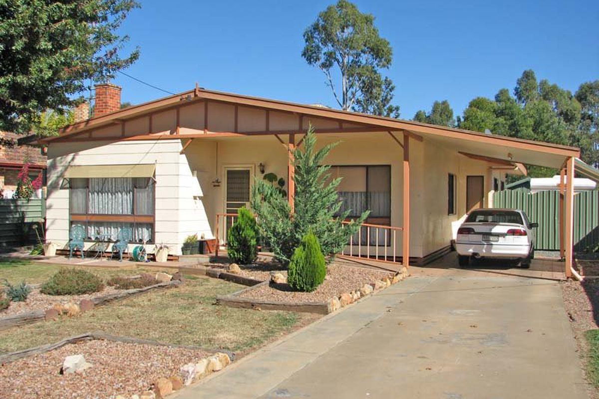 8 Hawkins Street, Kyabram