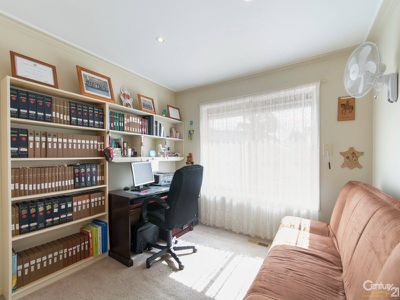 38 Ralph Crescent, Hampton Park