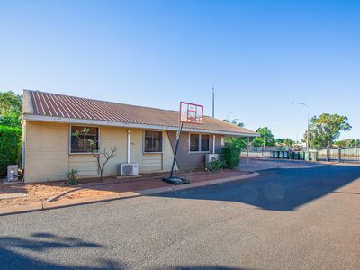 8 / 23 Daylesford Road, South Hedland
