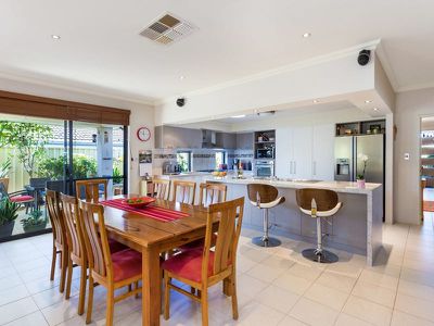 20 Fairburn Crescent , Baldivis