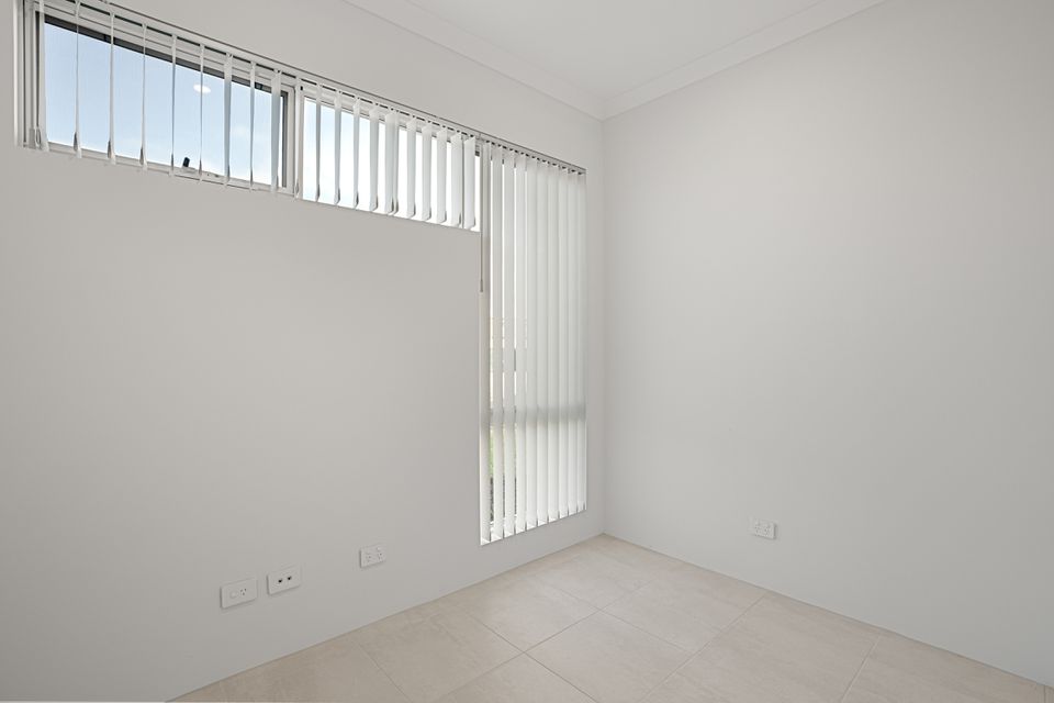 4 Lustre Rd, Baldivis