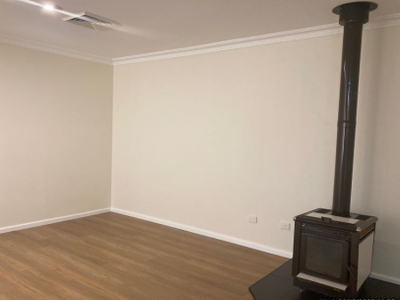 26 Alder Place, Dubbo